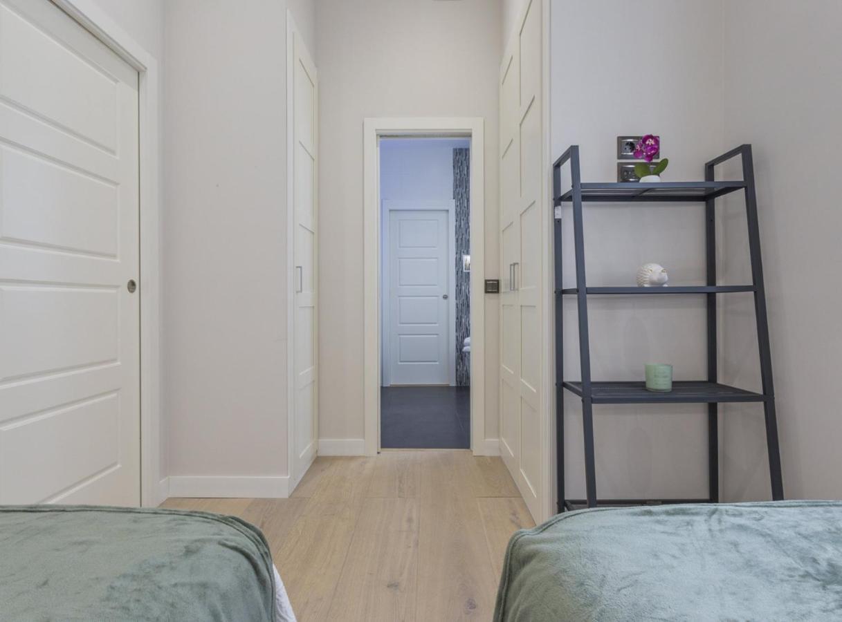 מדריד Charming City Center Apartment For 4 Perfect Location, Espoz Y Mina III מראה חיצוני תמונה