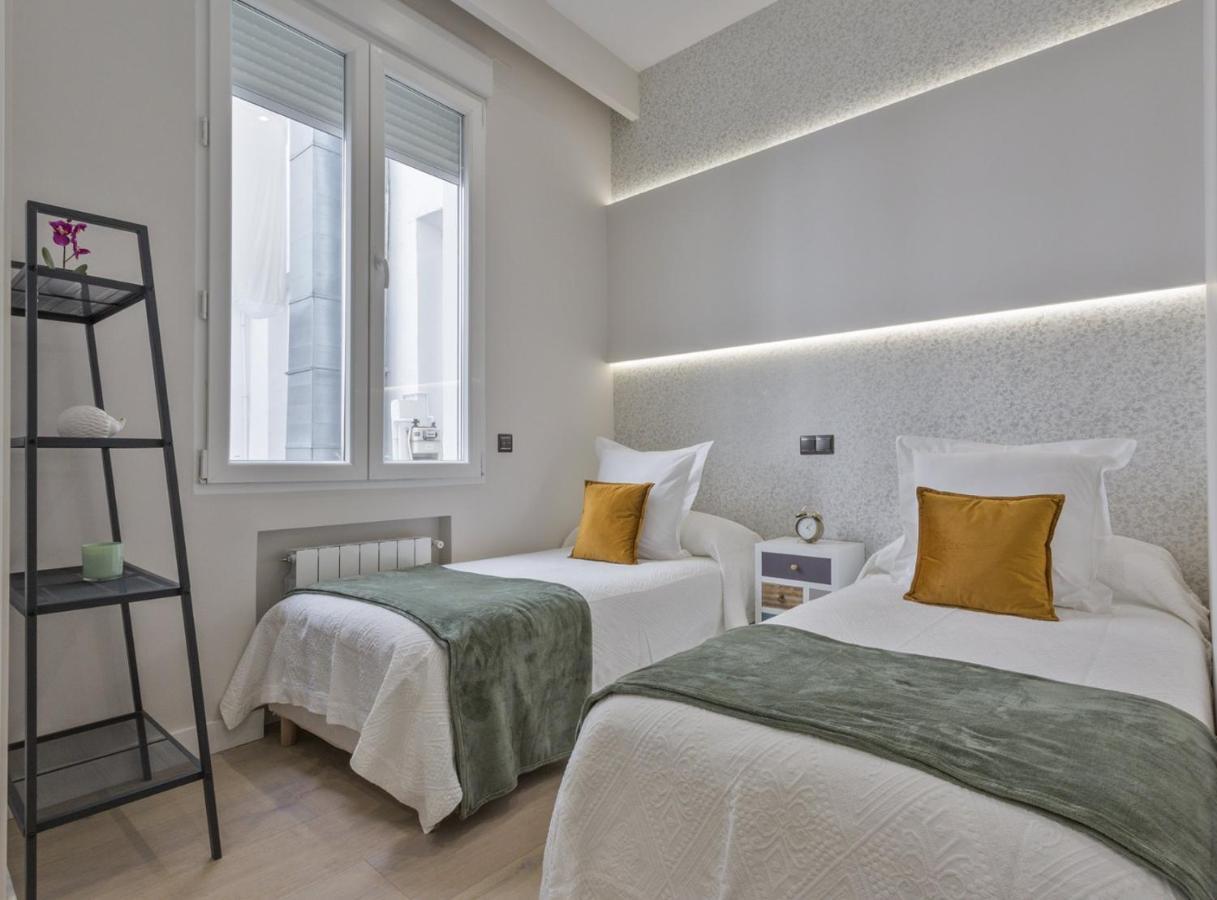 מדריד Charming City Center Apartment For 4 Perfect Location, Espoz Y Mina III מראה חיצוני תמונה